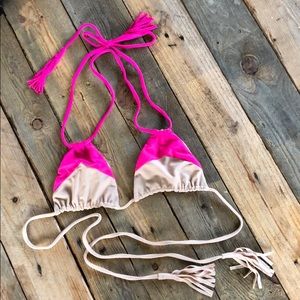 Acacia “Uns” pink and tan bikini top. Size: medium